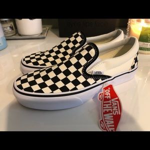 BRAND NEW VANS